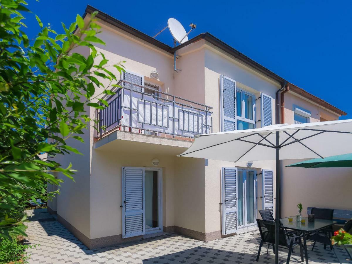 Holiday Home Gojak By Interhome بولا المظهر الخارجي الصورة